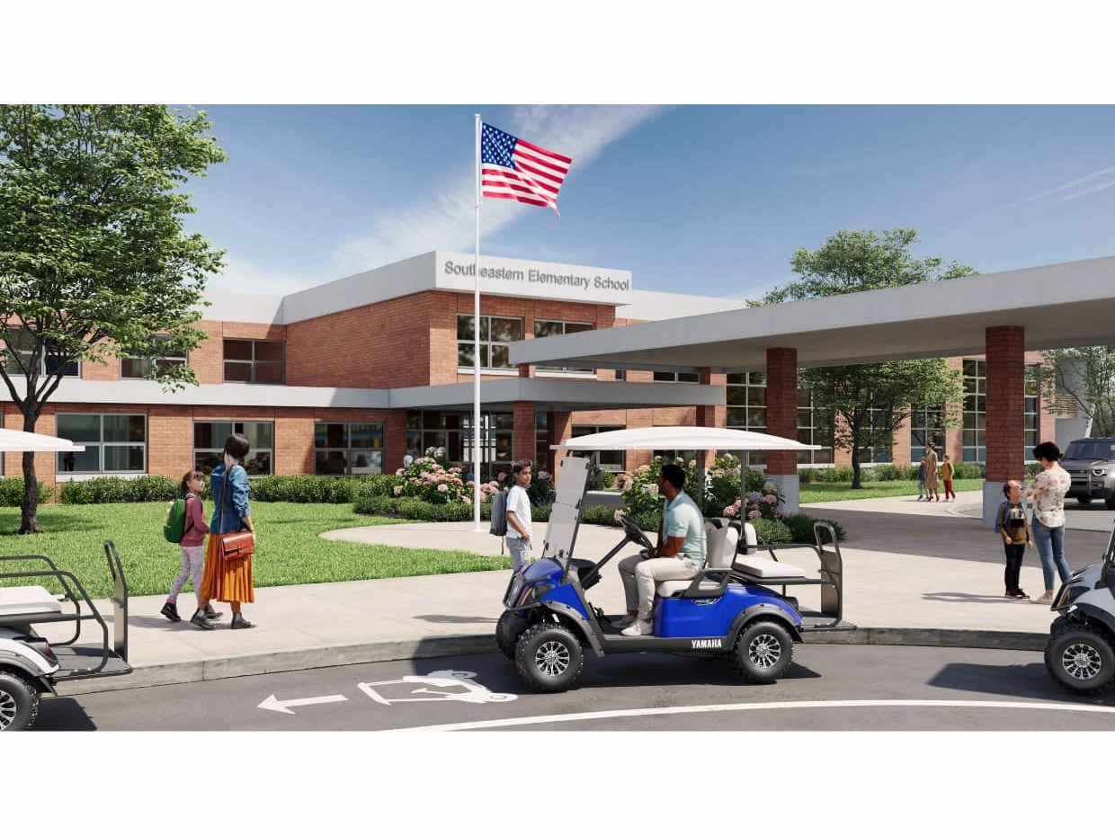 Drive2 Adventurer Sport 2+2 Slide 1